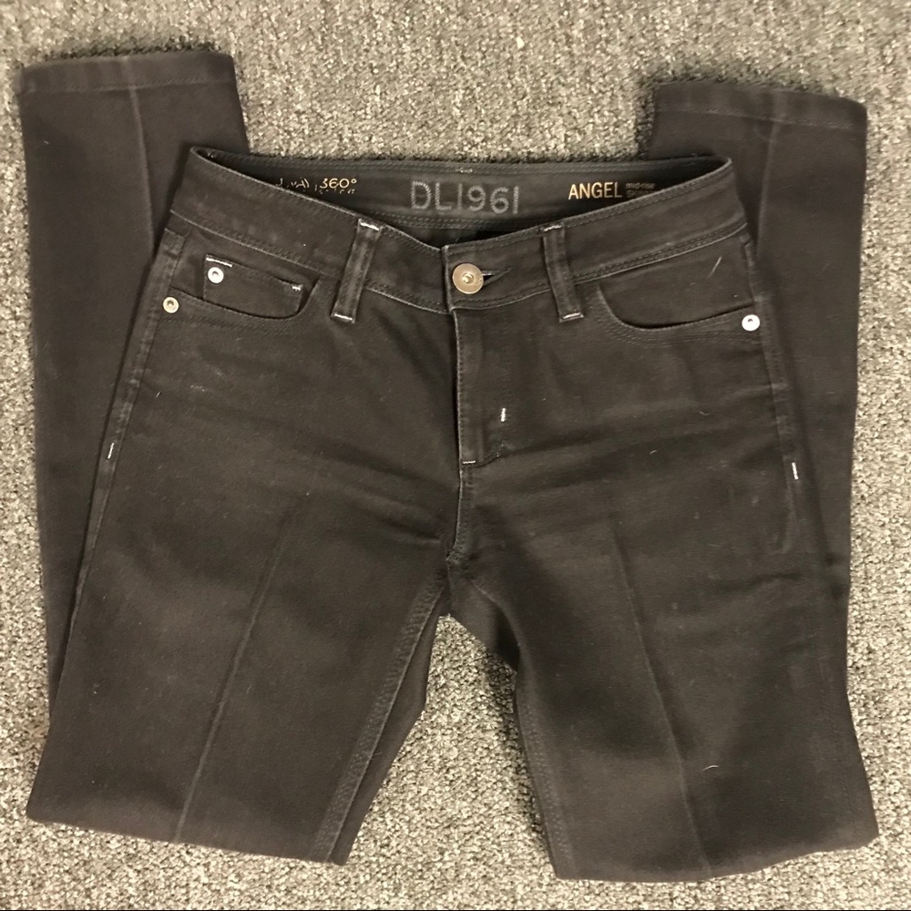 ❗️SOLD❗️ DL1961 Angle Mid-rise Skinny Fade Wash